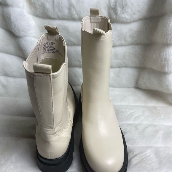 New with box Just Fab Candide Beige vegan leather beige platform boots size 8 - Picture 3 of 11
